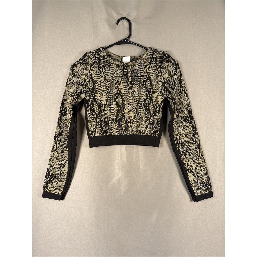 Fabletics Kamila Seamless Long Sleeve Crop Top ONLY(Green Snakeskin) -Small